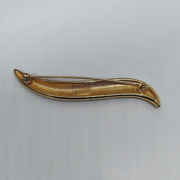 Vintage Monet Black Enamel Gold Tone Brooch - Picture 3 of 5